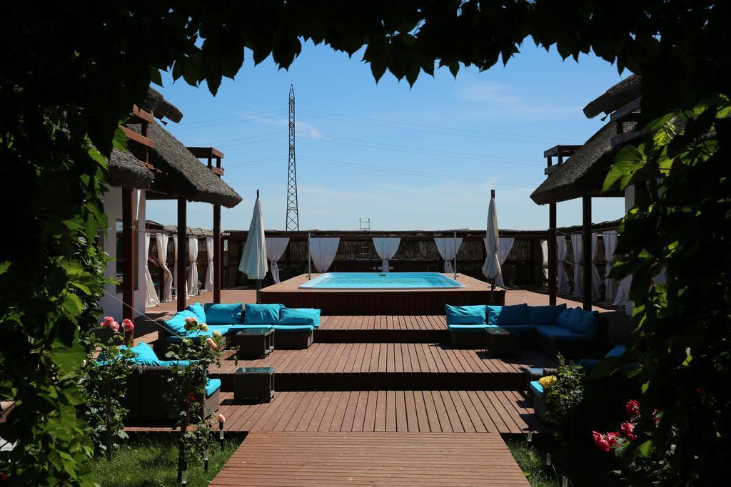 Doi Capitani Hotel Crisan  Exterior foto